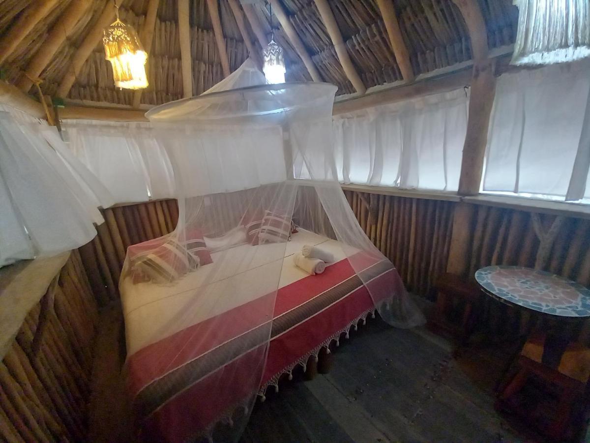 Cabañas Ida Y Vuelta Isla Holbox Exterior foto